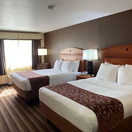 Best Western Manhattan Inn-2