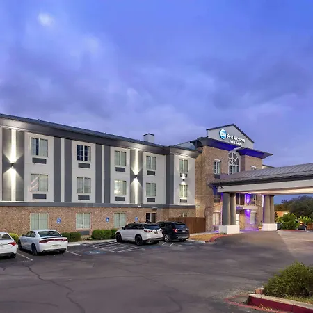 Best Western Medical Center North Inn & Suites Near Six Flags-3
