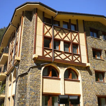 Hotel Xalet Verdu-2