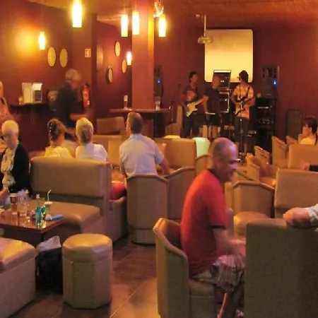 Clube Alvorferias-2