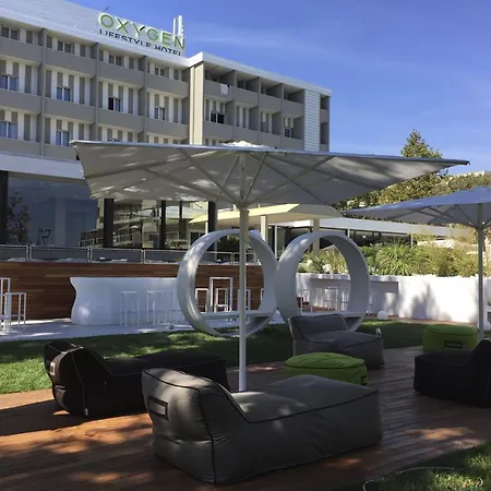 Oxygen Lifestyle Hotel-2