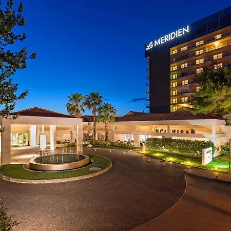 Le Meridien Lav Split-2