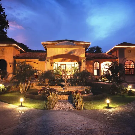 Valle Escondido Wellness Resort-3