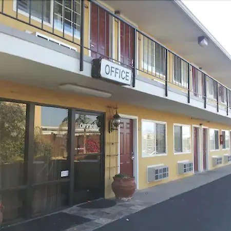 Lotus Of Lompoc - A Great Hospitality Inn-3