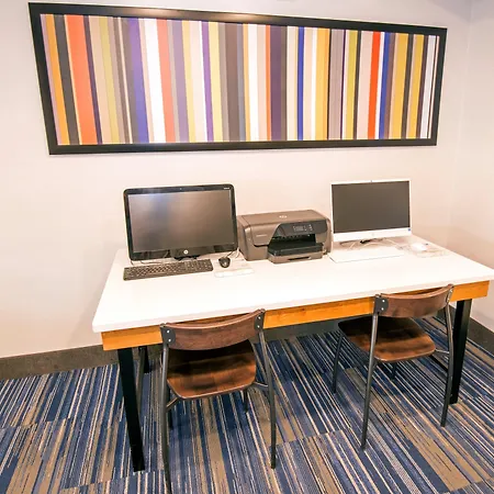 Holiday Inn Express Hotel & Suites-Hinton By Ihg-3