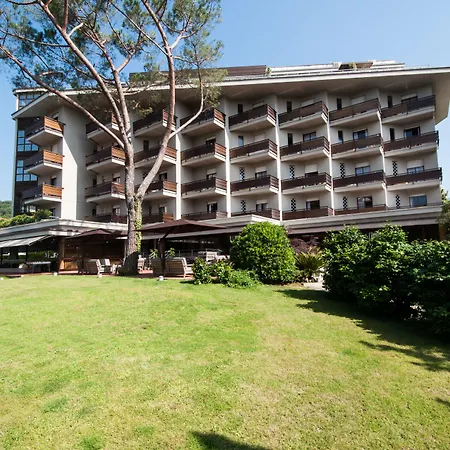 Hotel Michelangelo & Day Spa-3
