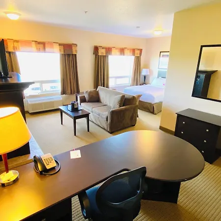 Ramada By Wyndham Westlock-2
