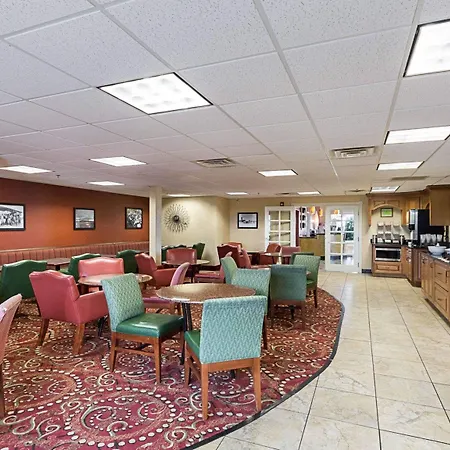Comfort Suites Airport-2