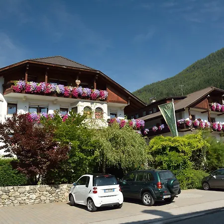 Alphotel Stocker Alpine Wellnesshotel-3