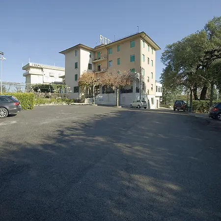 Hotel Villa Ricci & Benessere-2