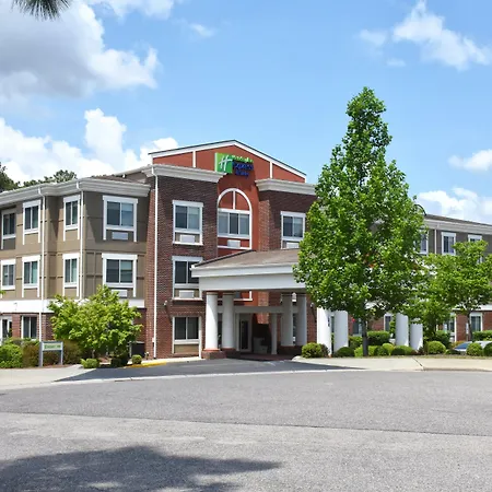 Holiday Inn Express & Suites Southern Pines-Pinehurst Area By Ihg-2