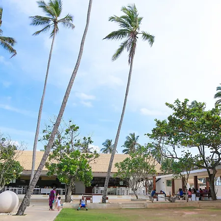 Pegasus Reef - A Beach Resort In Colombo-3