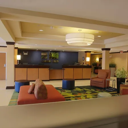Fairfield Inn & Suites Milledgeville-3
