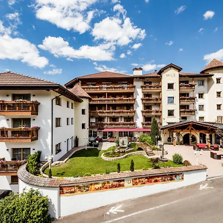 Almhof Hotel Call-3