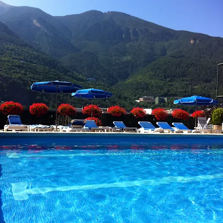 Hotel Pyrenees-2