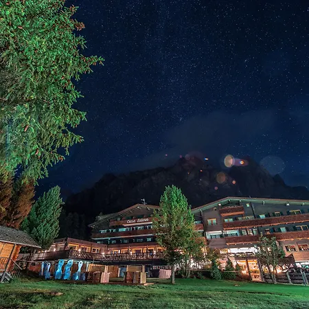 Hotel Ciasa Salares-3
