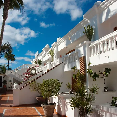 Suite Hotel Montana Club-3