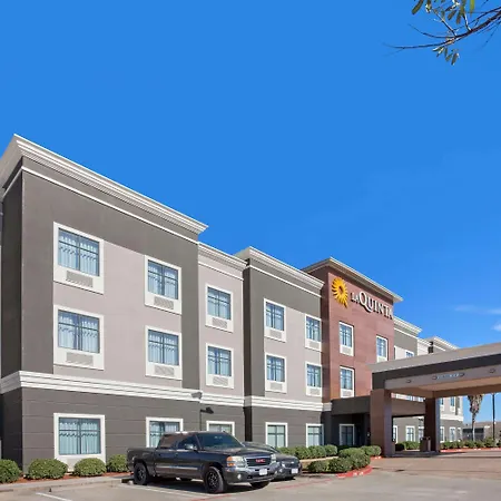 La Quinta Inn & Suites By Wyndham Houston Pasadena North-2