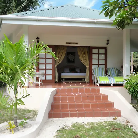 L'Habitation Cerf Island-2