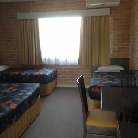 Alexander The Great Motel-2