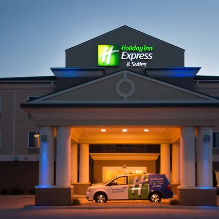 Holiday Inn Express & Suites Northwood-2