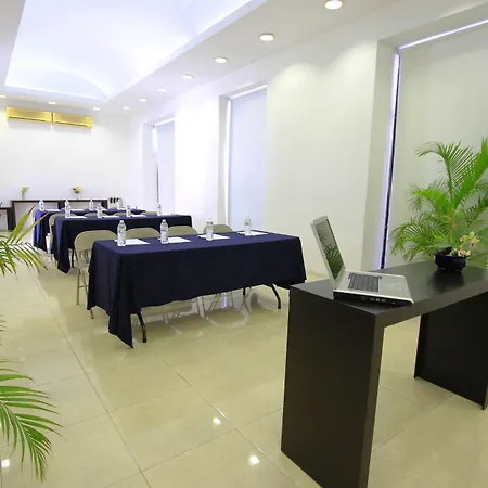 Hotel Embajadores-2
