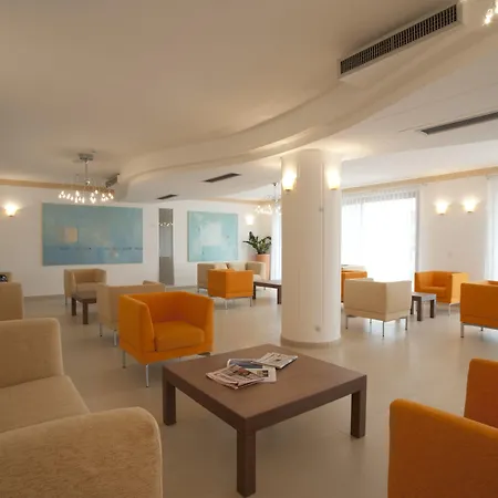 Oasiclub Hotel-3