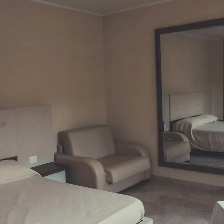 Hotel Insonnia-2