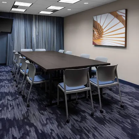 Fairfield Inn & Suites By Marriott Wichita Downtown-2