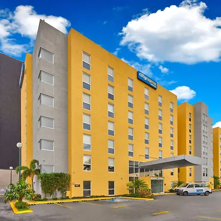 City Express By Marriott Merida-2