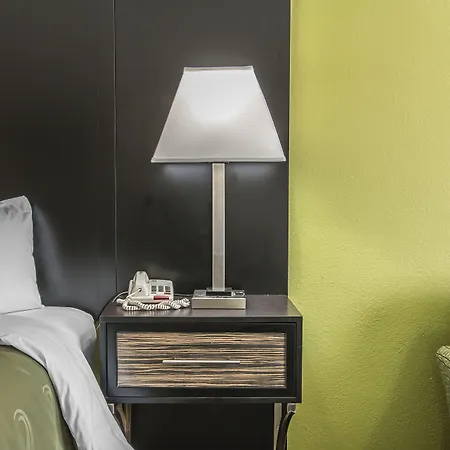 Quality Inn Hinesville - Fort Stewart Area-2