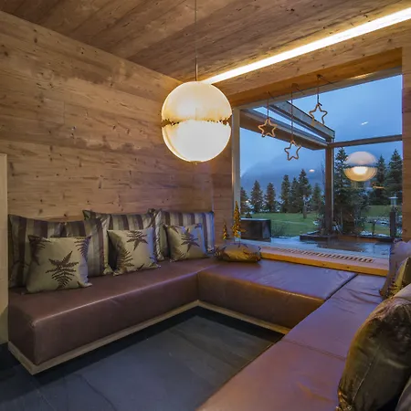 Hotel Cristallo - Wellness Mountain Living-2