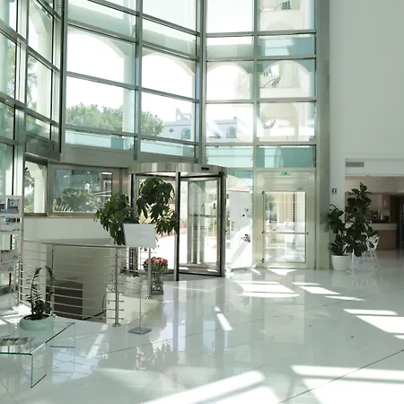 Smeraldo Suites & Spa-2