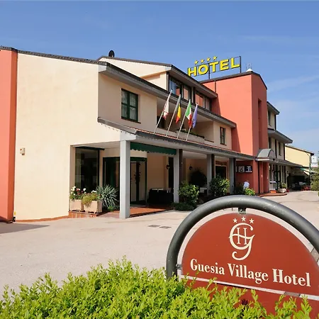 Guesia Village Hotel e Spa-3
