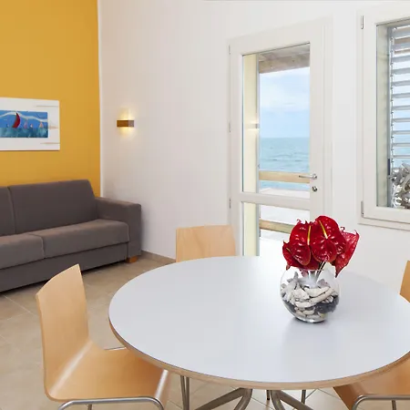 Golfo Del Sole Hotel & Holiday Resort-2