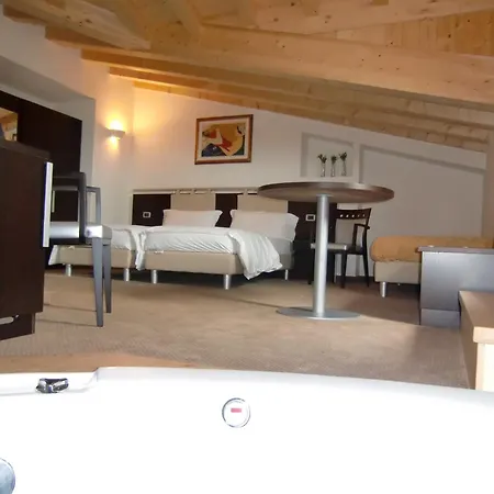 Hotel La Perla-3
