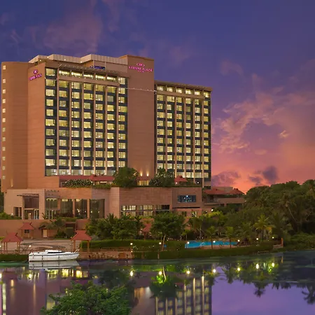 Crowne Plaza Kochi By Ihg-3