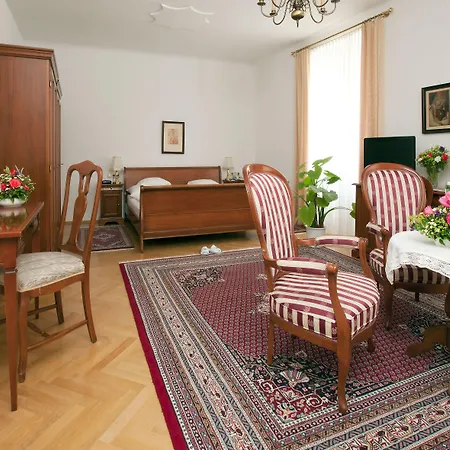 Hotel Richard Loewenherz-3