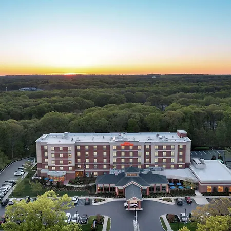 Hilton Garden Inn Stony Brook-3