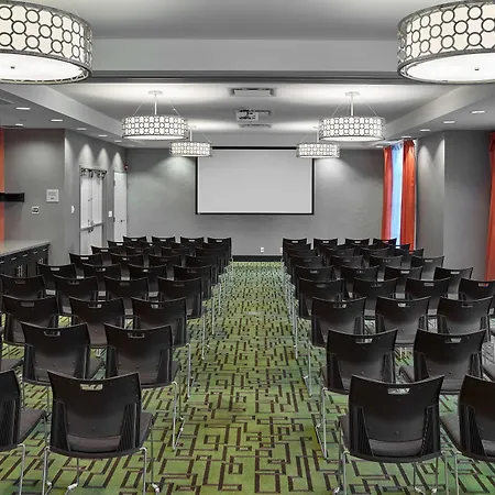 Hampton Inn By Hilton Calgary Airport North-3