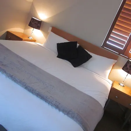 Cosmopolitan Motel & Serviced Apartments-2