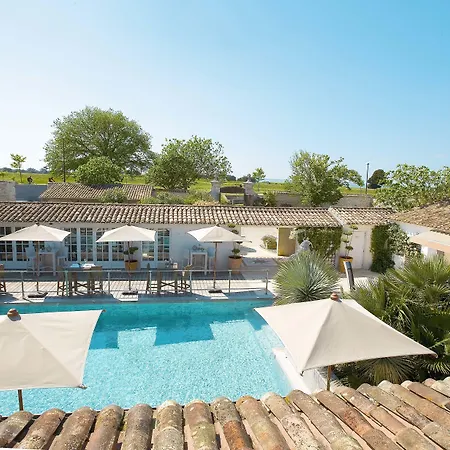 Le Clos Saint-Martin Hôtel&Spa-3