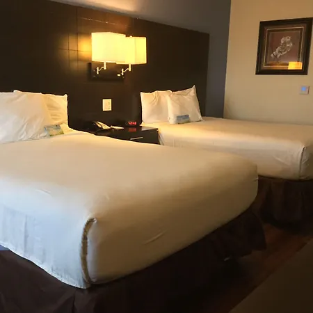 Days Inn & Suites By Wyndham Galveston West/Seawall-2