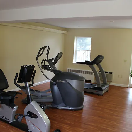 Winnapaug Inn-3