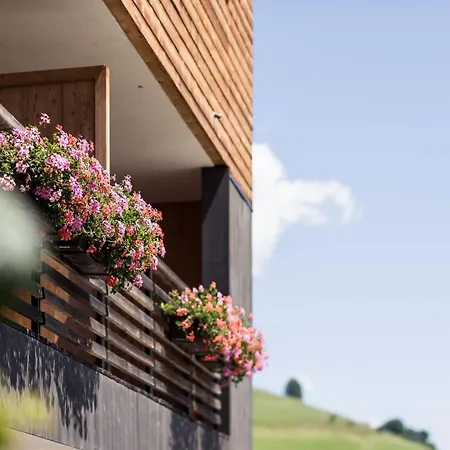 Dolomitenblick Alps Boutique Hotel-2
