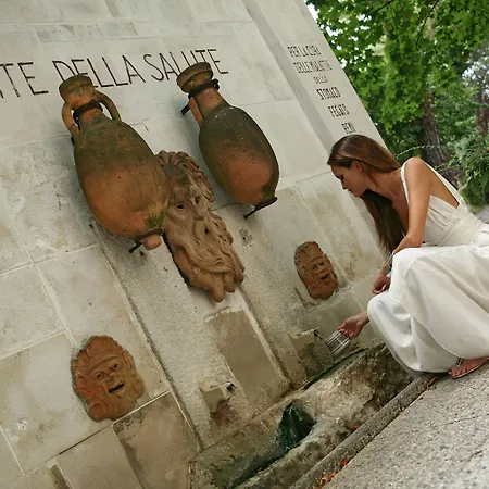 Hotel Terme Neroniane-3