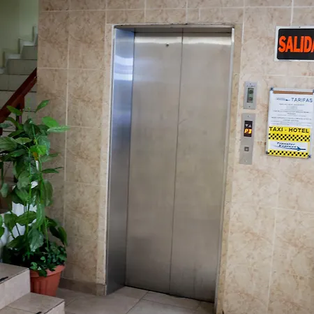 Hotel Latino-2