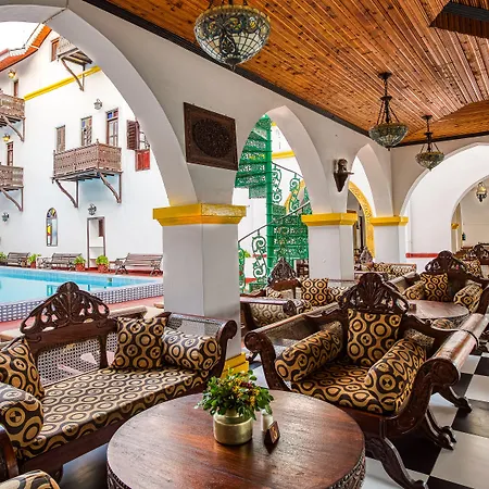 Tembo House Hotel-3