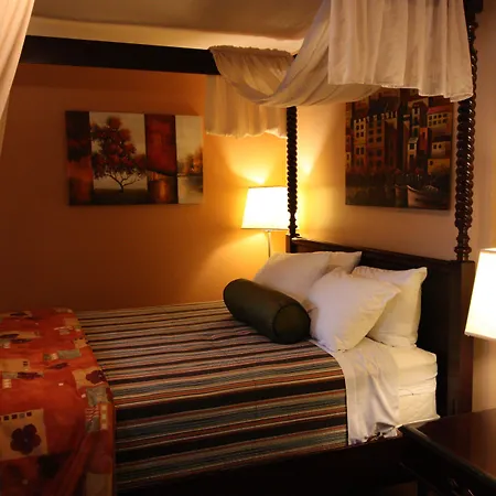 Motel Le Jolibourg-2