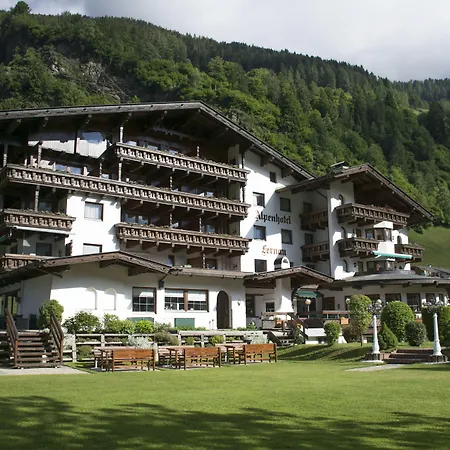 Alpenhotel Fernau-3